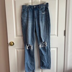 american eagle mom jeans